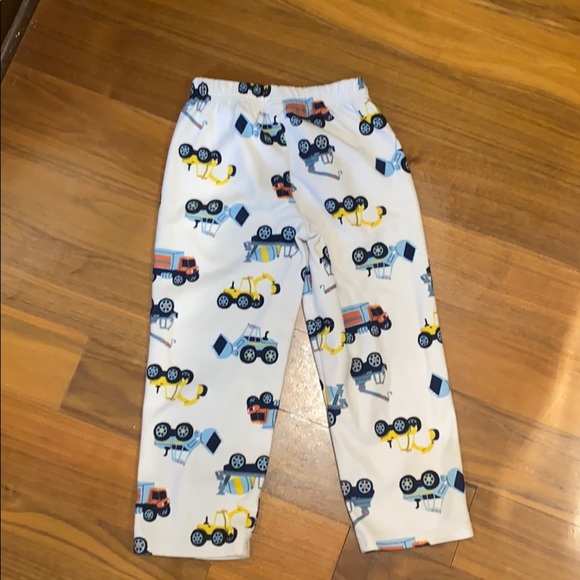 Carter’s construction pajama set size 6 - Picture 7 of 8